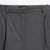 Bermudas largas de lana con pinzas Bermudas largas de lana con pinzas