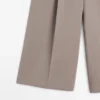 Bermudas largas y fluidas de pierna ancha Bermudas largas y fluidas de pierna ancha