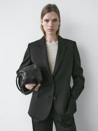 Blazer de lana extrafina con dos botones