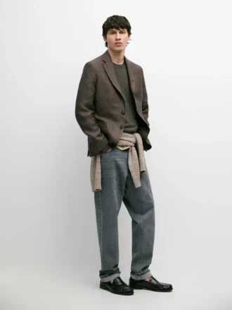 Blazer de lino con detalles en los bolsillos