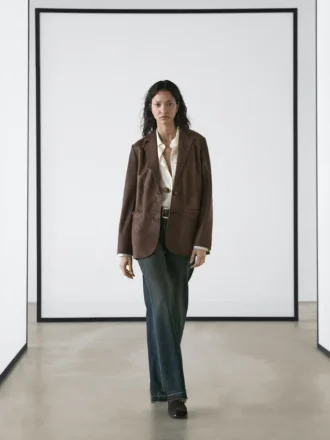 Blazer de piel de ante con cuello de solapas