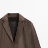 Blazer de piel de ante con cuello de solapas