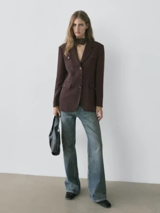 Blazers con bolsillos y cuello con solapas