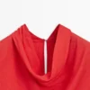 Blusa fluida con cuello drapeado Blusa fluida con cuello drapeado