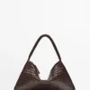 Bolso de hombro pequeño de cuero trenzado Bolso de hombro pequeño de cuero trenzado