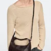 Bolso de piel napa con hebilla metálica Bolso de piel napa con hebilla metálica