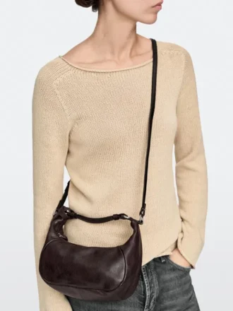 Bolso de piel napa con hebilla metálica