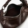 Bolso de piel napa con hebilla metálica Bolso de piel napa con hebilla metálica