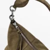 Bolso tipo cubo de piel de ante dividida Bolso tipo cubo de piel de ante dividida