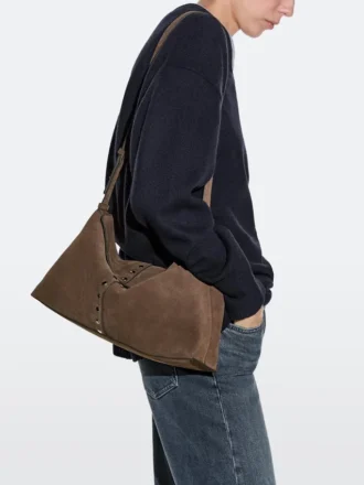 Bolso tipo cubo de piel de ante dividida