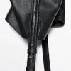 Bolso tipo cubo de piel napa Bolso tipo cubo de piel napa