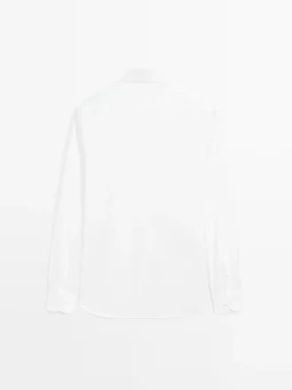 Camisa de corte ajustado 100 % algodón