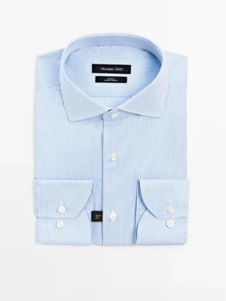 Camisa de sarga a rayas de corte ajustado