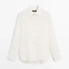 Camisa holgada con cuello de camisa