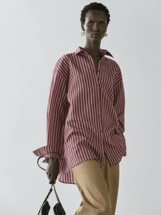 Camisa holgada con detalles a rayas
