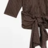 Camisas a rayas con detalle de bufanda