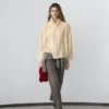 Camisas asimétricas con botones Camisas asimétricas con botones