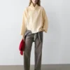 Camisas asimétricas con botones Camisas asimétricas con botones