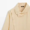Camisas asimétricas con botones Camisas asimétricas con botones