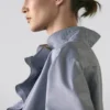 Camisas con detalle de cuello con volantes Camisas con detalle de cuello con volantes