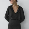 Camisas fluidas de mezcla de algodón con cuello en V Camisas fluidas de mezcla de algodón con cuello en V
