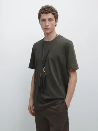 Camiseta 100 % algodón con cuello en contraste