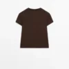 Camiseta 100 % algodón con detalle de costura Camiseta 100 % algodón con detalle de costura