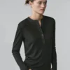 Camiseta de cuello Henley de mezcla de lana Camiseta de cuello Henley de mezcla de lana