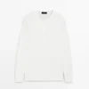 Camiseta de manga larga con cuello Henley Camiseta de manga larga con cuello Henley