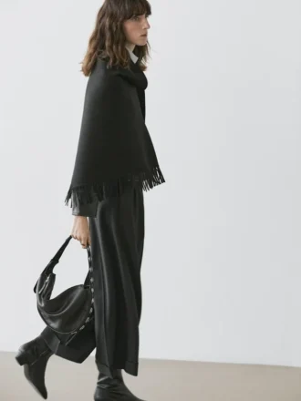 Capa de punto de mezcla de lana con flecos