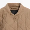 Chaqueta acolchada corta y ligera Chaqueta acolchada corta y ligera
