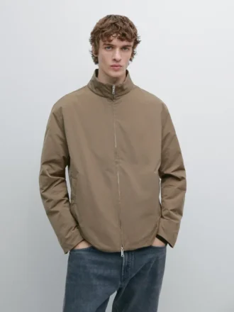 Chaqueta acolchada repelente al agua con cuello alto