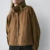 Chaqueta bomber corta de piel de ante