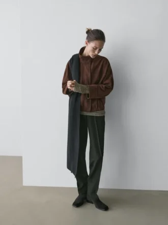 Chaqueta bomber de piel de ante