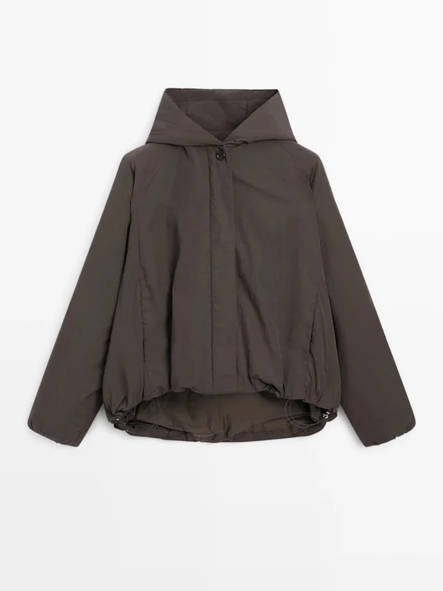 Chaqueta bomber repelente al agua con capucha Chaqueta bomber repelente al agua con capucha