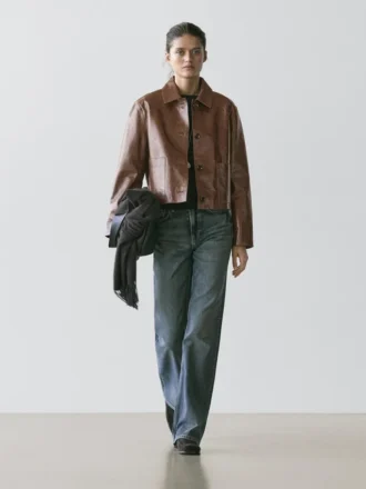Chaqueta corta de piel napa
