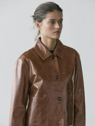 Chaqueta corta de piel napa