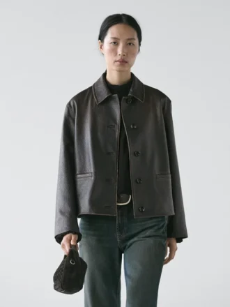 Chaqueta corta de piel napa