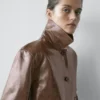 Chaqueta corta de piel napa
