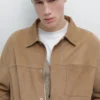 Chaqueta de piel de ante con detalle de bolsillo Chaqueta de piel de ante con detalle de bolsillo