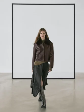 Chaqueta de piel napa con cuello de piel de cordero