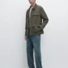 Chaqueta ligera con bolsillos Chaqueta ligera con bolsillos