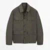 Chaqueta ligera con bolsillos Chaqueta ligera con bolsillos