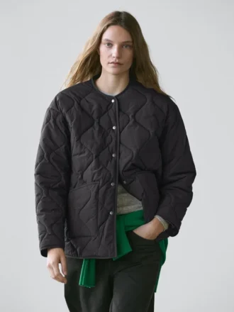 Chaqueta tipo capa acolchada