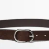 Cinturón de piel de nubuck con hebilla ovalada Cinturón de piel de nubuck con hebilla ovalada