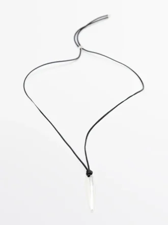 Collar de cordón de cuero con colgante péndulo