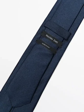 Corbata texturizada 100 % seda