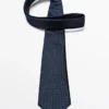 Corbata texturizada 100 % seda Corbata texturizada 100 % seda
