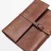 Estuche para accesorios tecnológicos de piel napa