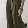 Falda midi con pliegues de caja Falda midi con pliegues de caja